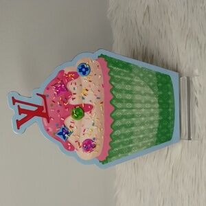 Home Designs LV Confetti Dessert Cupcake Wooden Home Decore